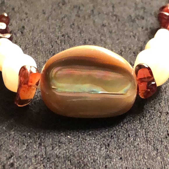 VTG 22”Mother Of Pearl/Garnet/Abalone Natural Semi Precious Stone Necklace - Picture 3 of 14